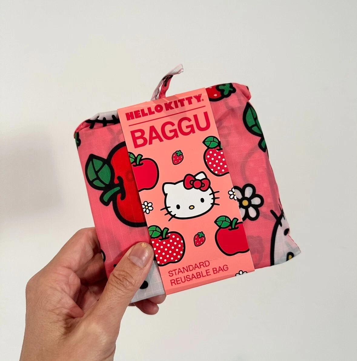 BAGGU Hello Kitty Apple Standard Bag